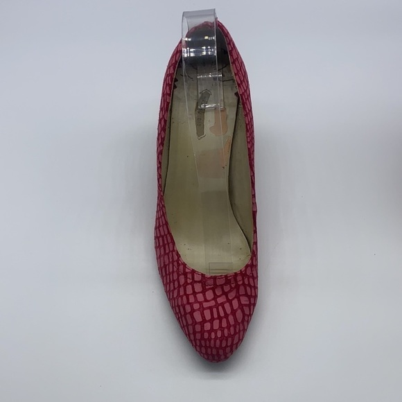 Max studio - Mecca Hot Pink Faux Suede Animal Print Design Wedge Size 8 - Picture 4 of 16